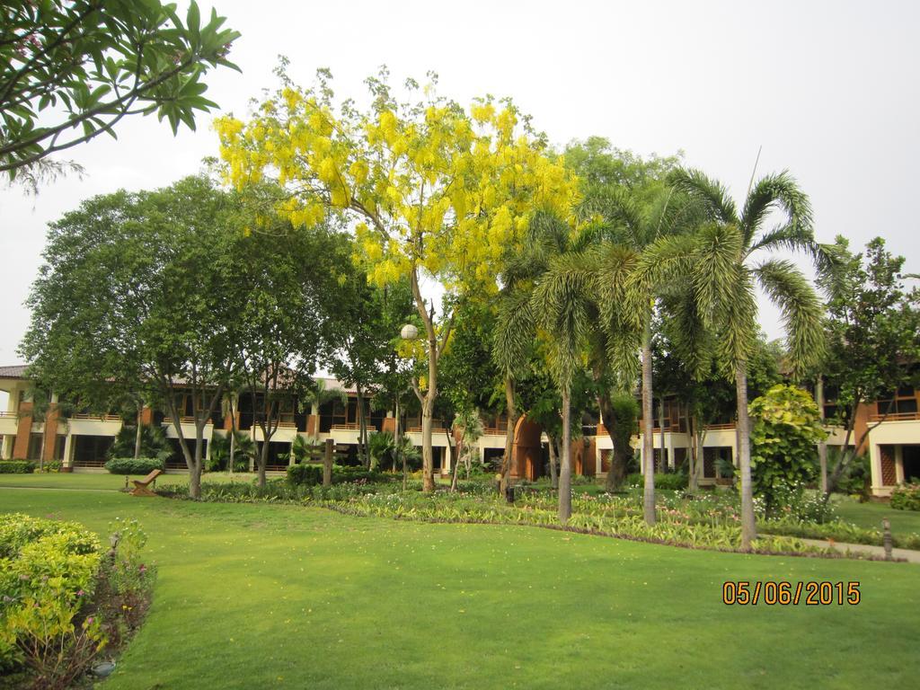 Aye Yar River View Resort Баган Экстерьер фото