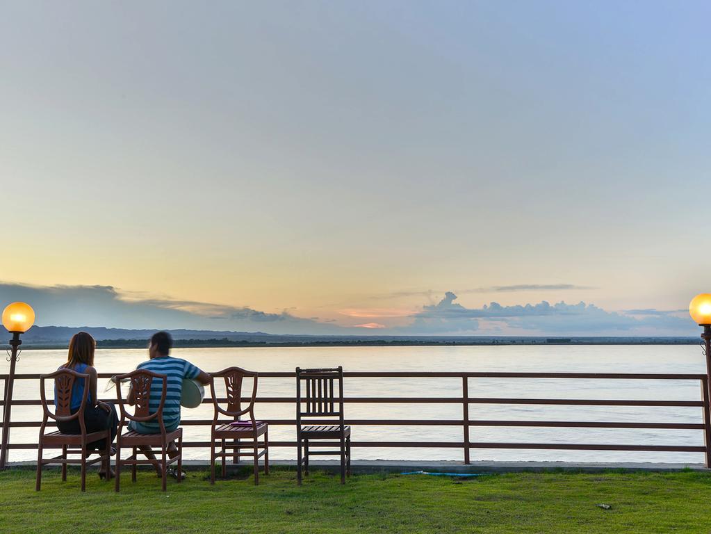 Aye Yar River View Resort Баган Экстерьер фото